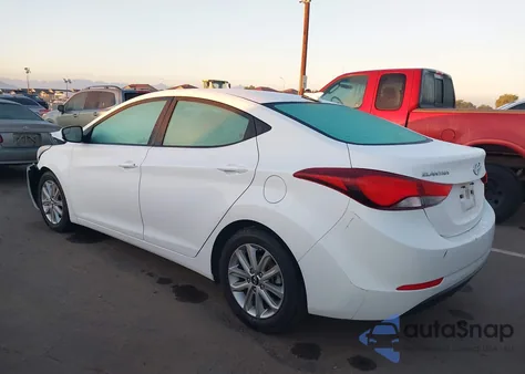 2016 Hyundai Elantra Se z USA, uszkodzony, nr VIN 5NPDH4AE4GH662799